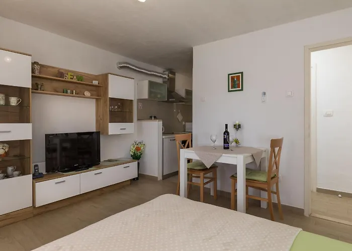 Meet & Greet- With Terrace And Sea View * דוברובניק