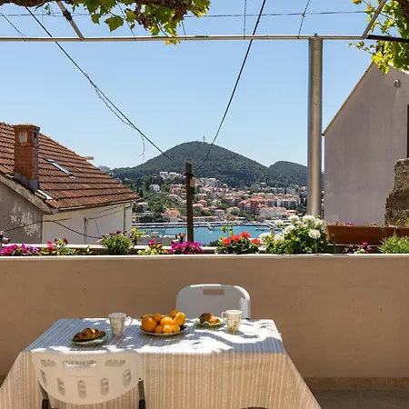 Meet & Greet- With Terrace And Sea View Apartment *